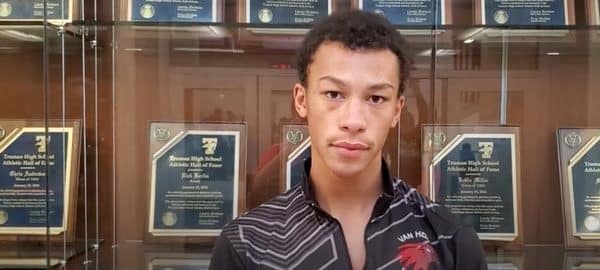 Van Horn 160-pounder Chandler Seevers