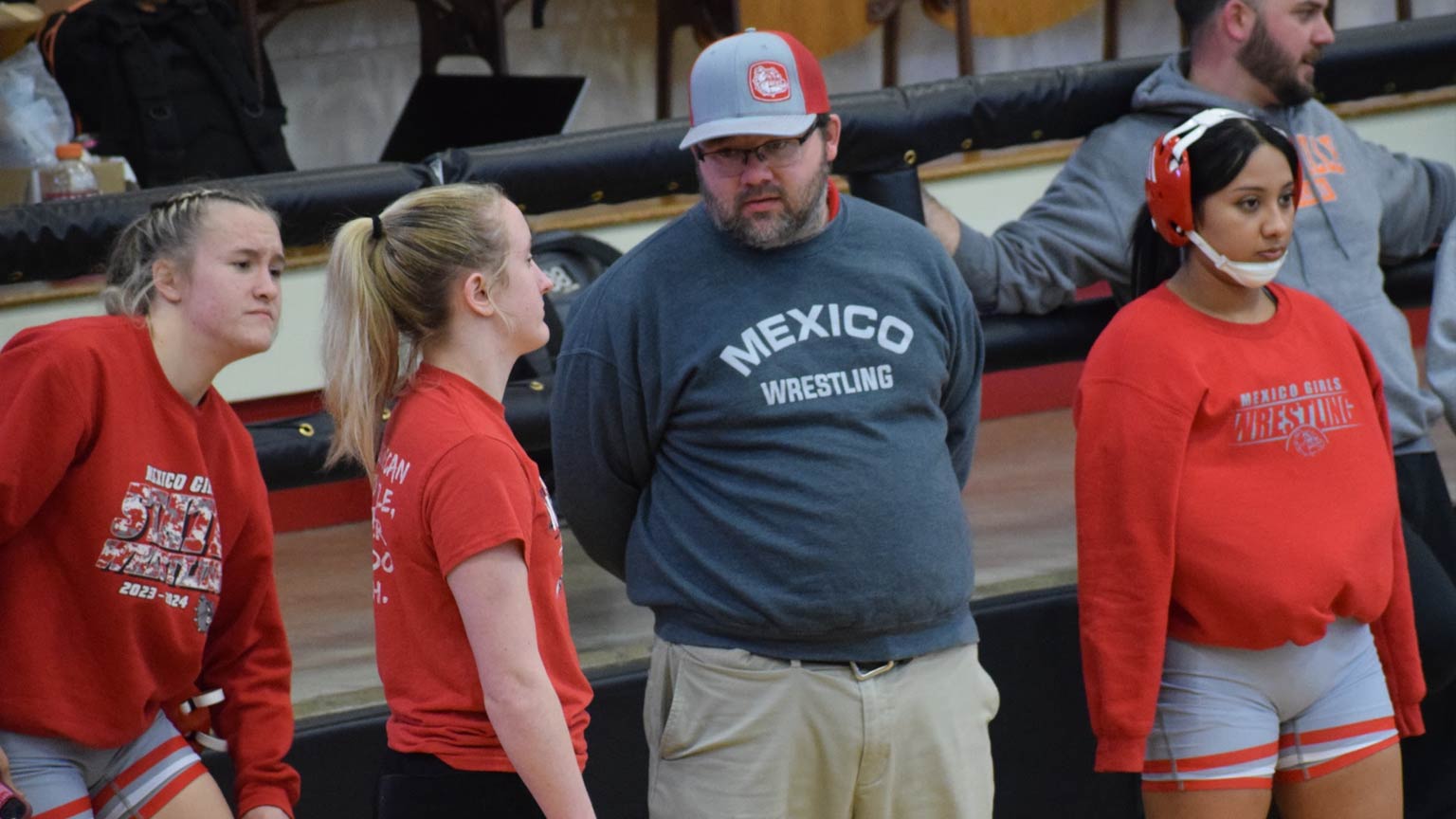 Mexico Closes Out Regular Season at Buffalo