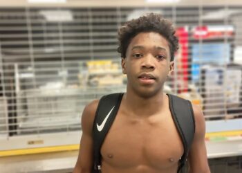 Quincey Crawford, Columbia Hickman (132) : MSHSAA State Championships – Friday